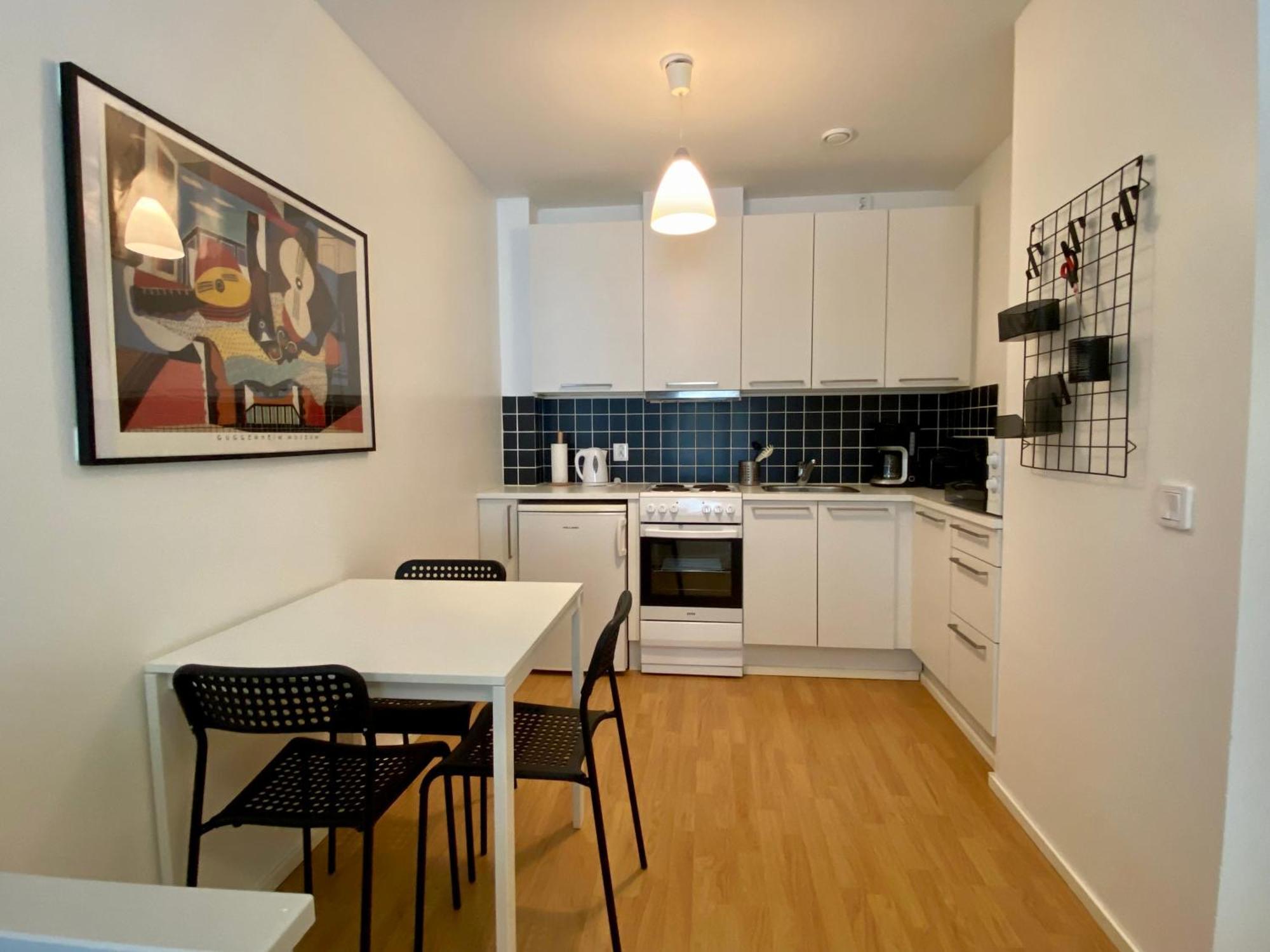Tranquil Studio Near Nature, Free Parking& Wifi เฮลซิงกิ ภายนอก รูปภาพ
