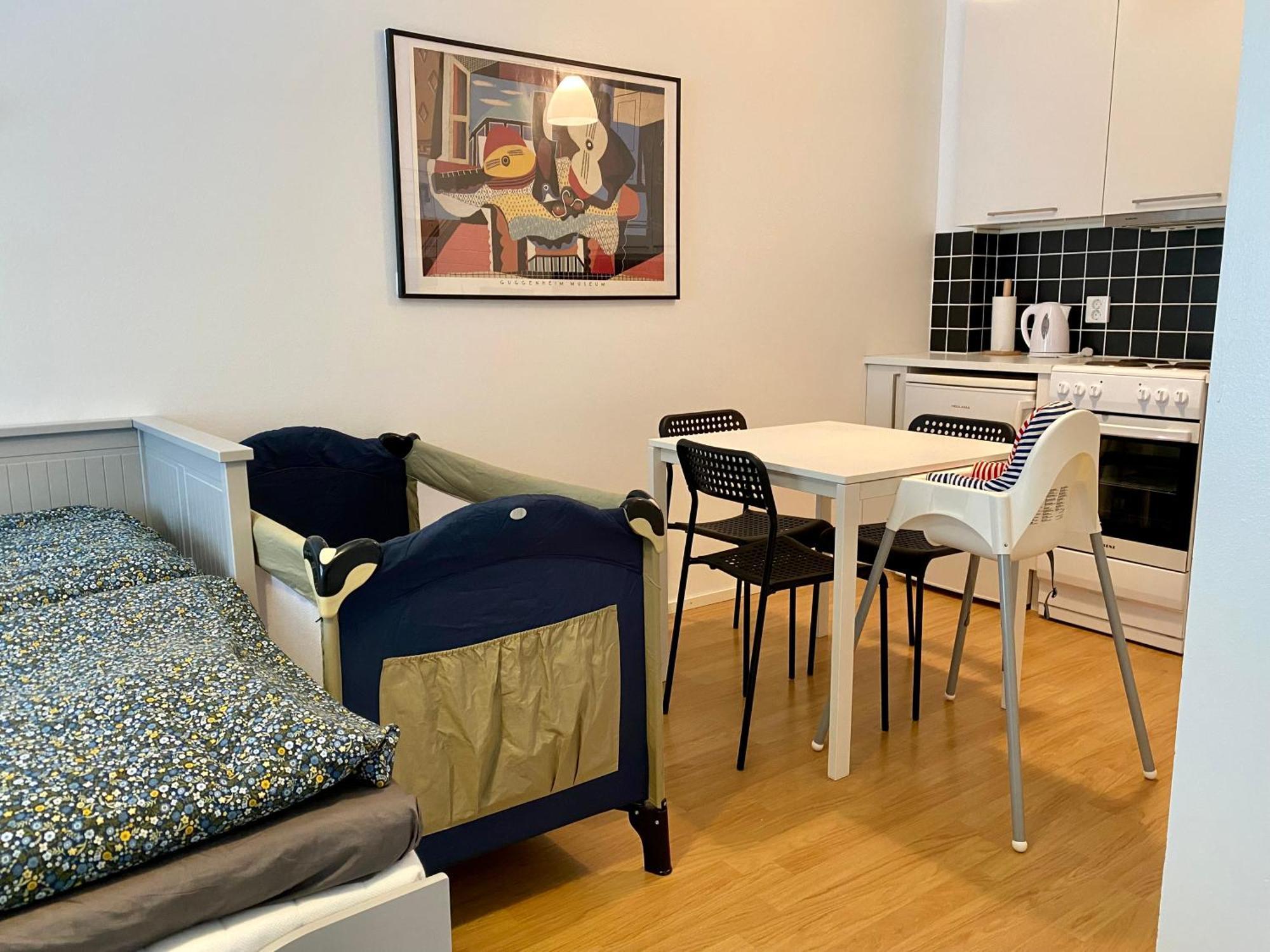 Tranquil Studio Near Nature, Free Parking& Wifi เฮลซิงกิ ภายนอก รูปภาพ